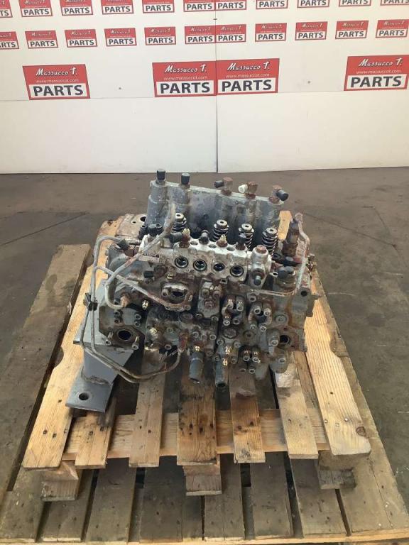 Distributeur hydraulique pour Hitachi ZX280LCN-3 Photo 1