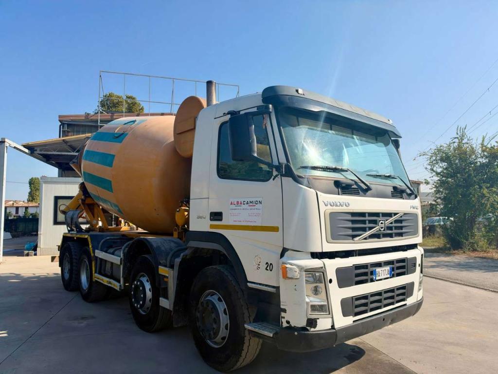 Volvo FM12 380 Photo 1