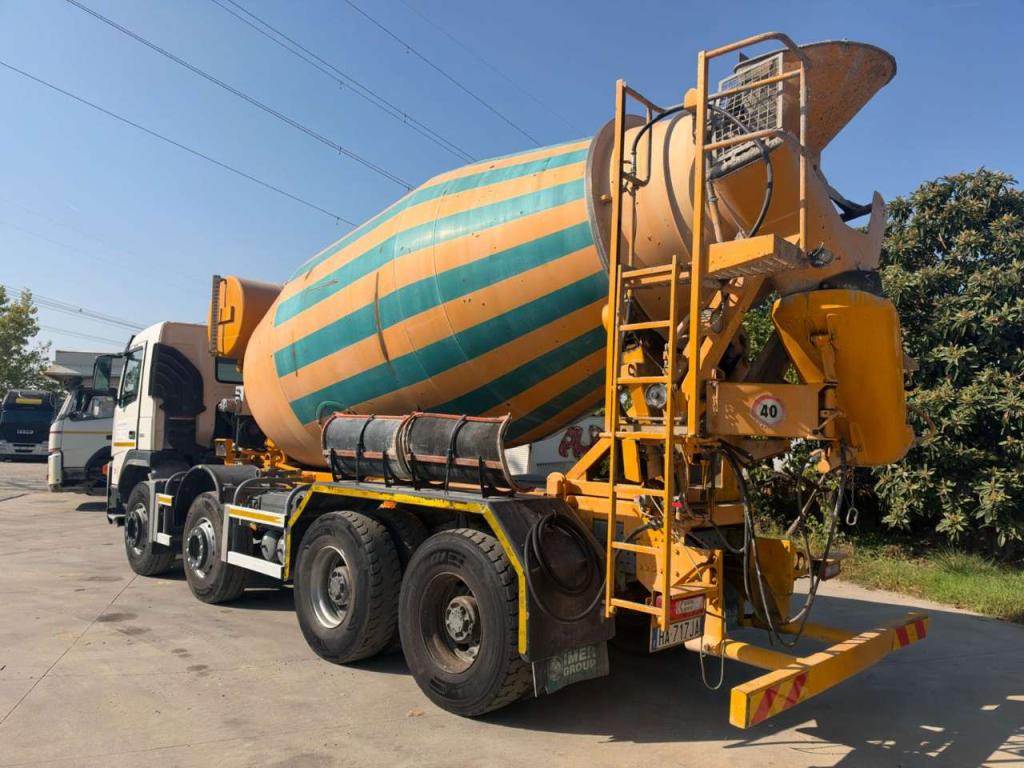 Volvo FM12 380 Photo 5