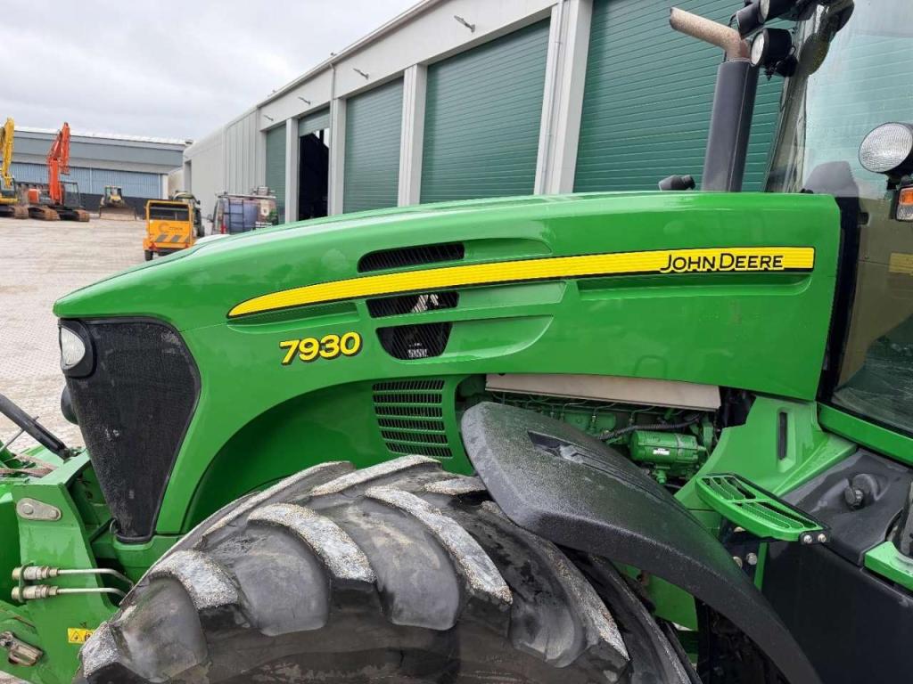John Deere 7930 PowerQuad - Front PTO Photo 13