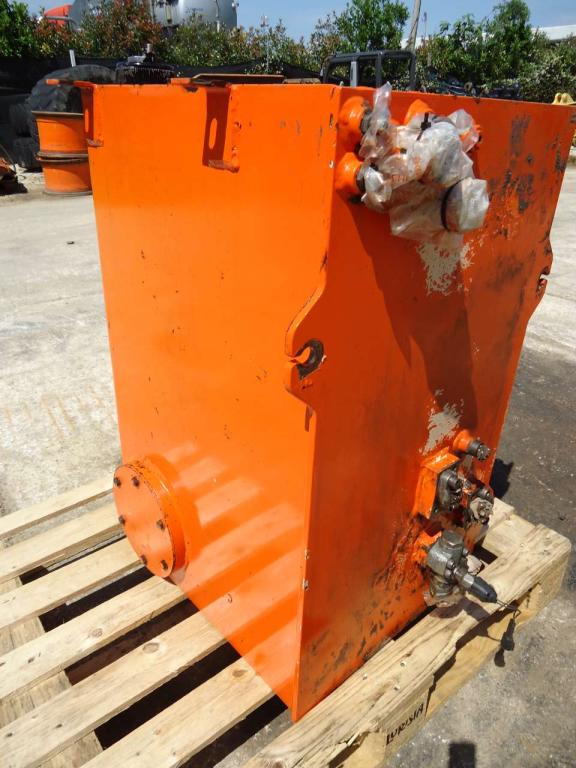 Réservoir de huile pour Fiat Kobelco/Fiat Hitachi W270 Photo 2