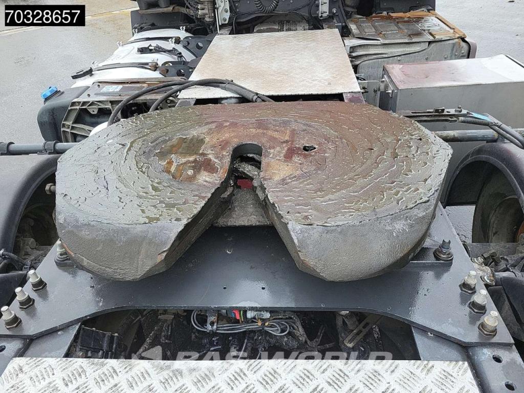 Renault T 460 6X2 SleeperCab Standklima ACC PTO Alcoa's Photo 13