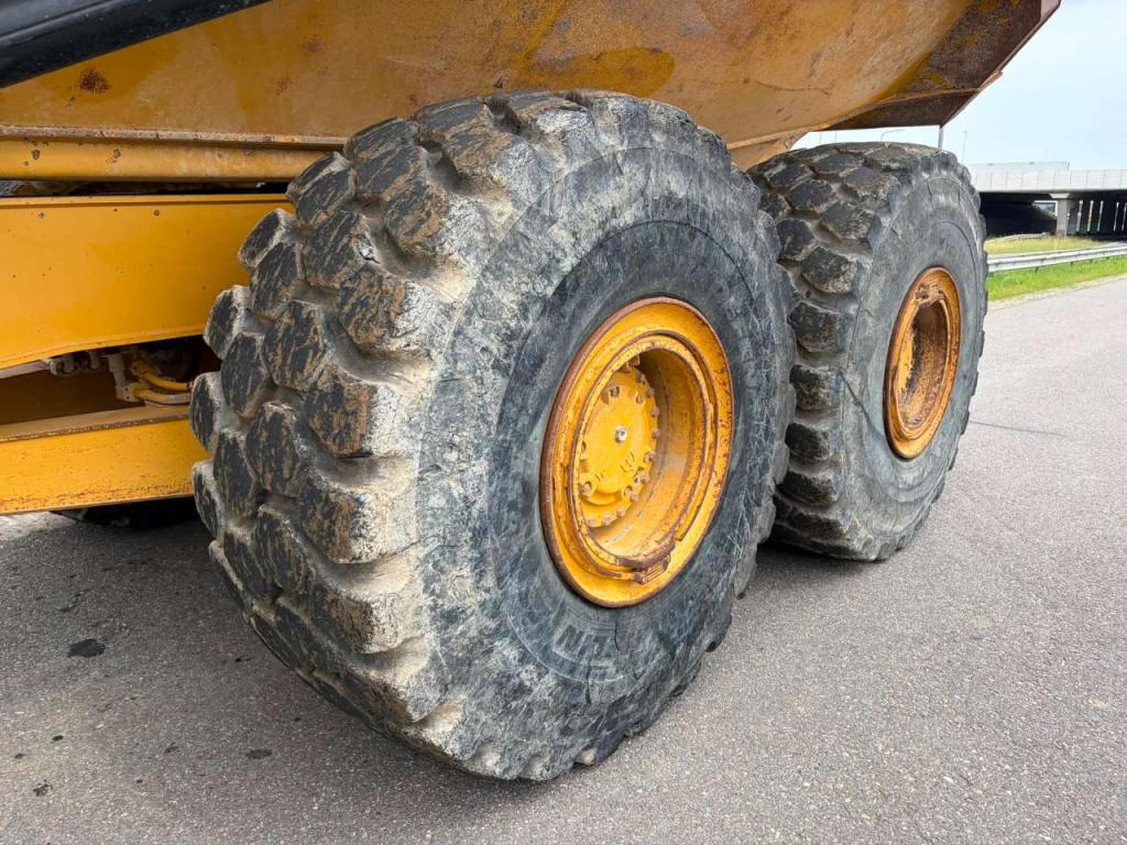 Caterpillar 745C Photo 11