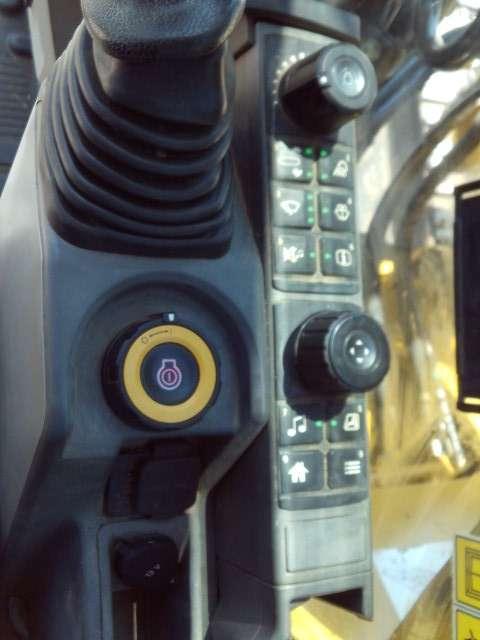 Caterpillar 323 NEXT GENERATION - FULL OPTIONAL Photo 24