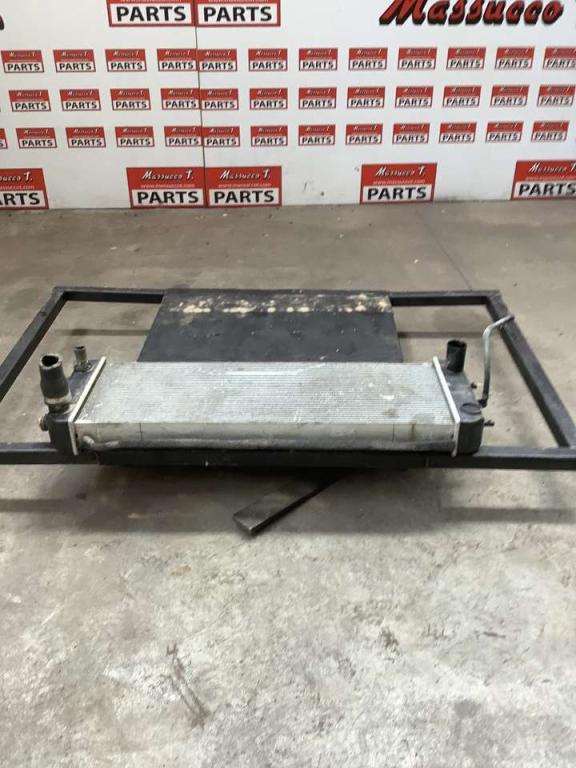 Radiateur eau pour Hitachi Zx135US -7 US -7 Photo 1