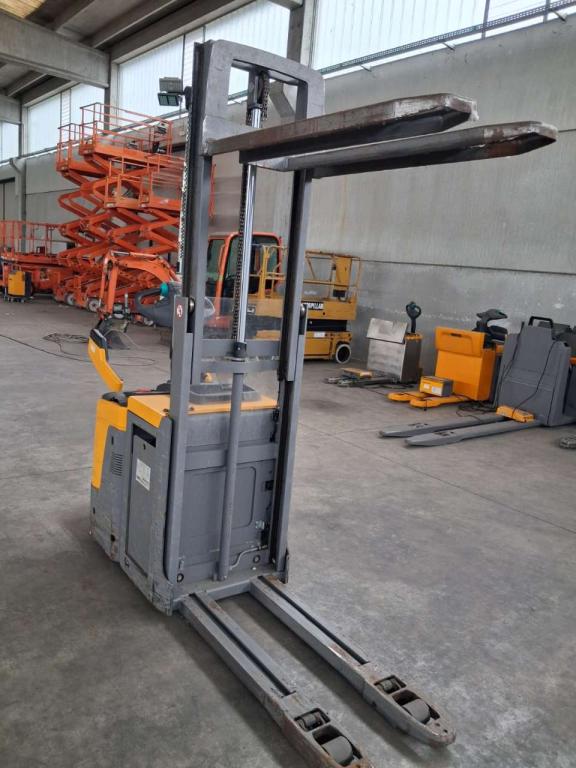 Jungheinrich ERD 220 Photo 15