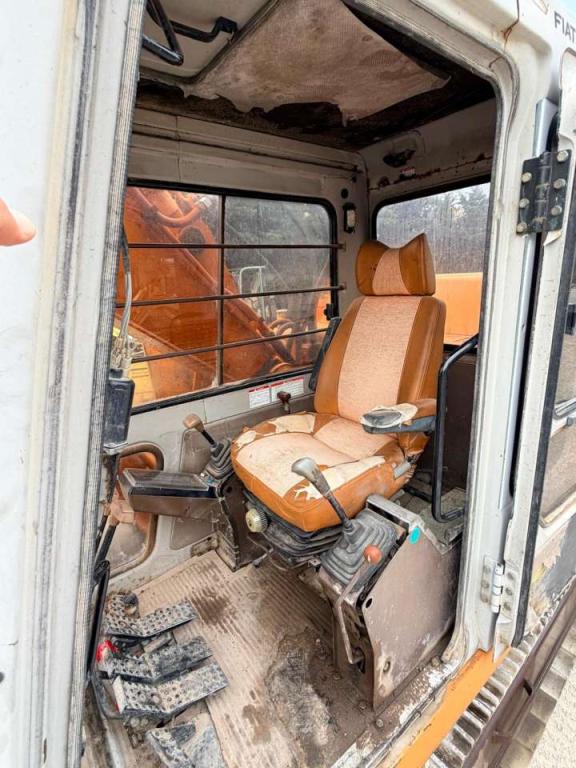 Fiat Hitachi FH200E-3 Photo 4