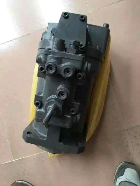 Fiat Hitachi HPV145 Photo 2