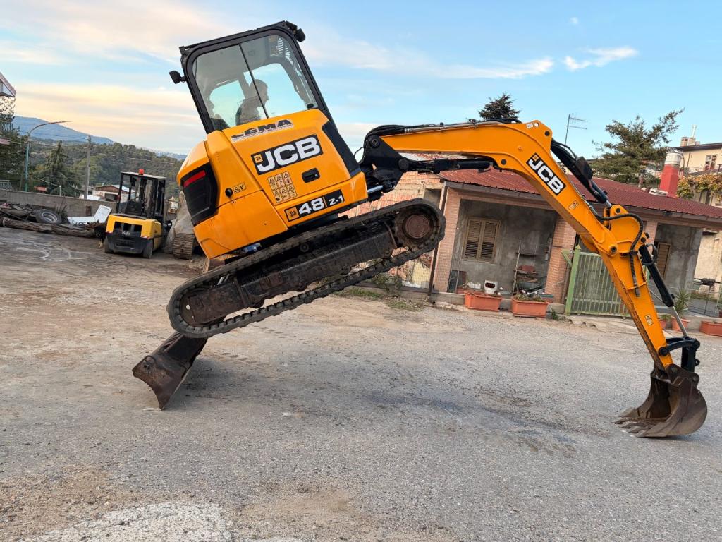 JCB 48 z 1 Photo 5