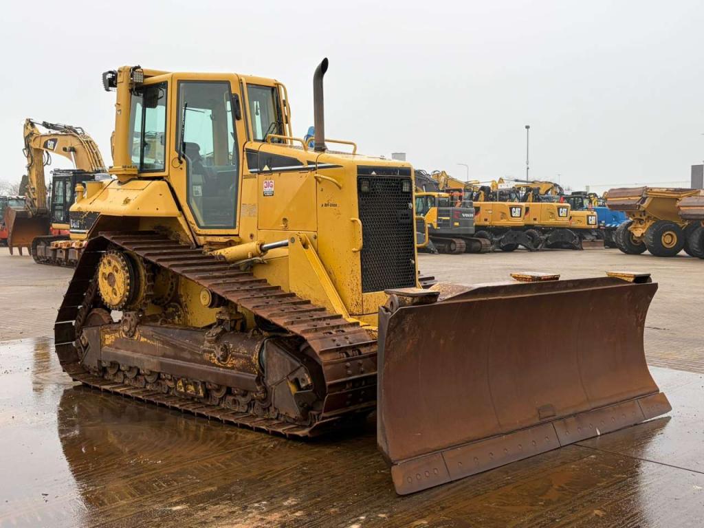 Caterpillar D6N XL Photo 7