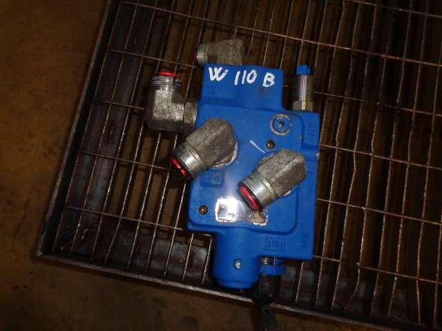 Distributeur hydraulique pour New Holland W 110 B Photo 5