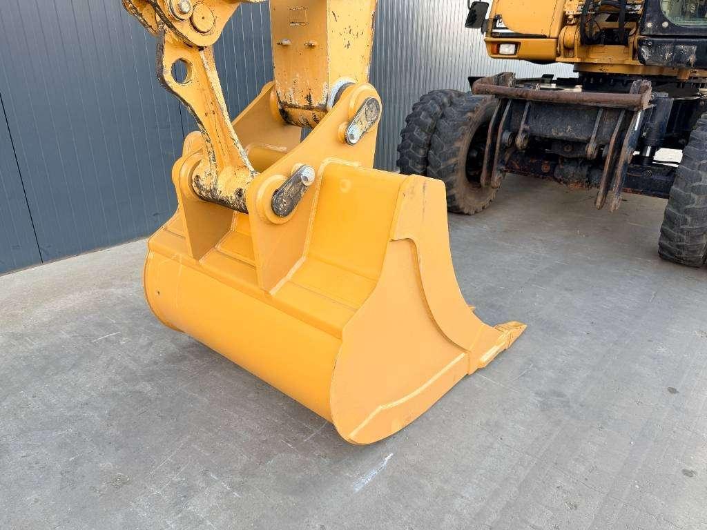 Caterpillar M318C Photo 30