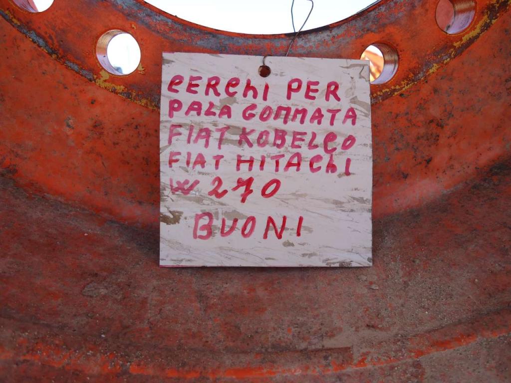 Jante pour Fiat Kobelco W270 Photo 5
