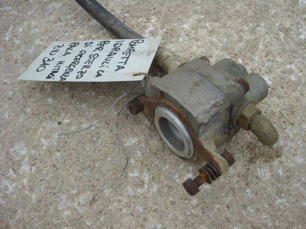 Pompetta Idraulica per Sterzo pour Hitachi ZW310 Photo 4