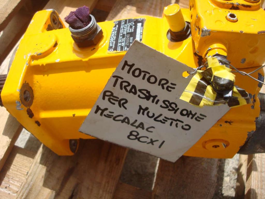 Moteur de transmission pour per Muletto Mecalac 8CXI Photo 5