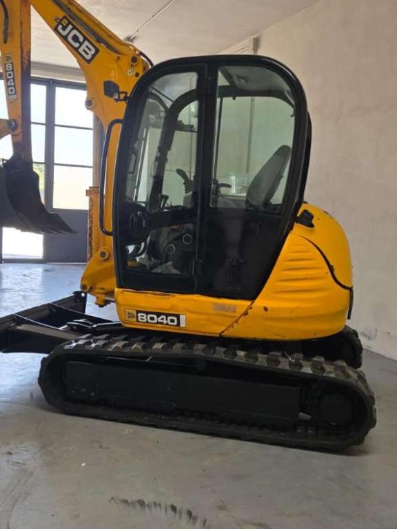 JCB 8040 Photo 4