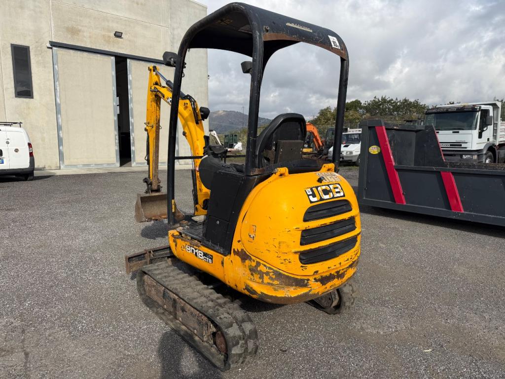 JCB 8018 Photo 3