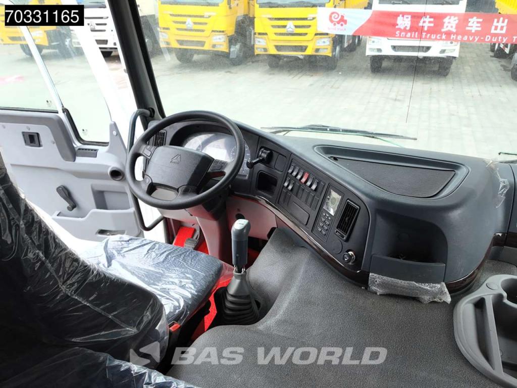 Sinotruk HOWO 371 6X4 Photo 18