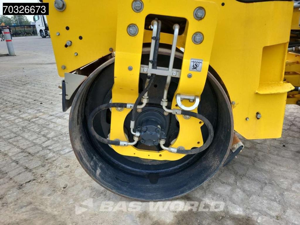 Bomag BW120 AD-5 Photo 12