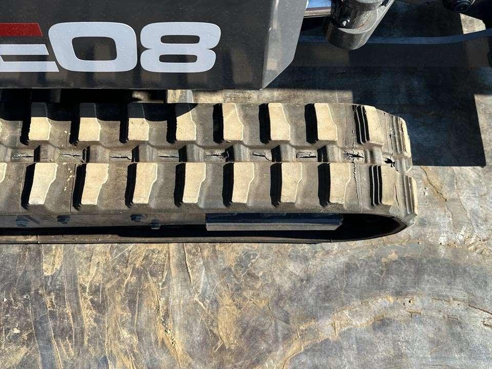 Bobcat E08 Photo 5