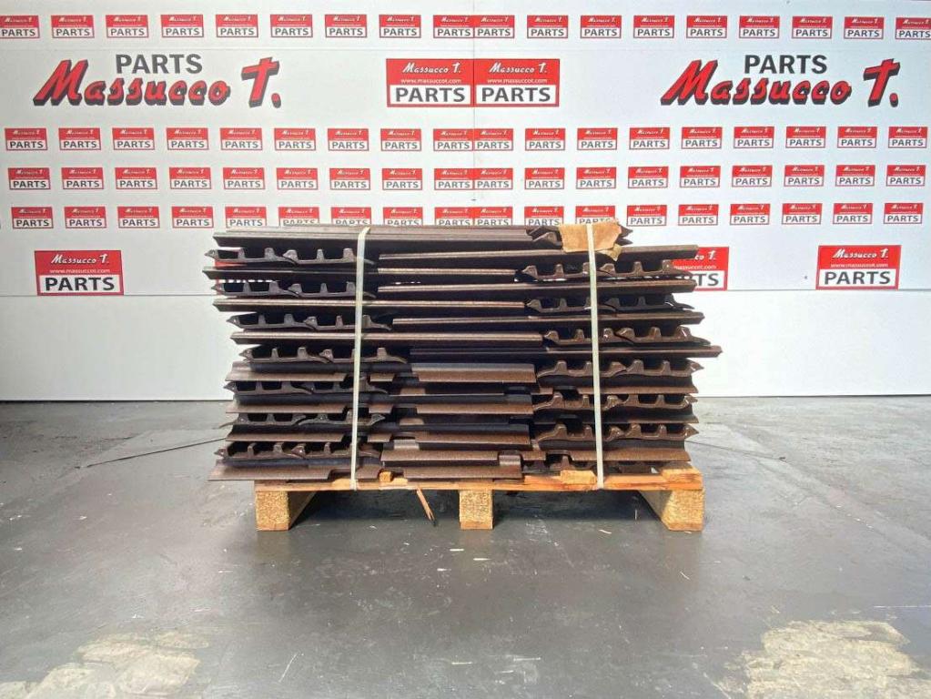Chenille fer pour Hitachi ZX130-5 / ZX130-6 / ZX135 Photo 1