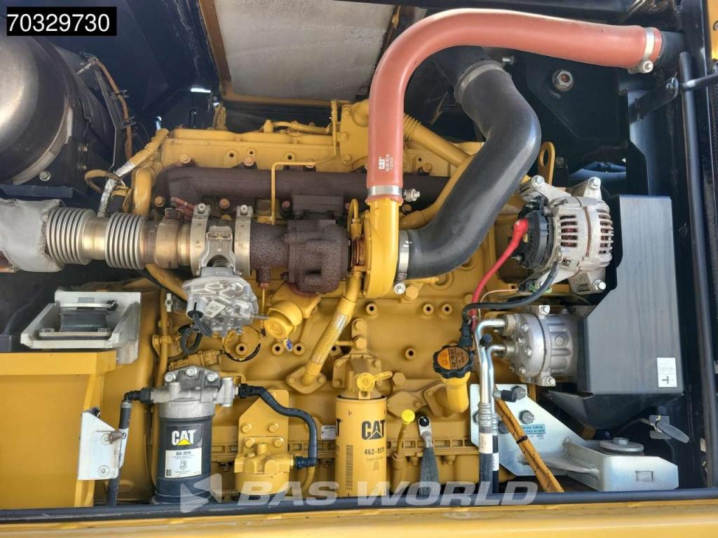 Caterpillar M320 F Photo 22