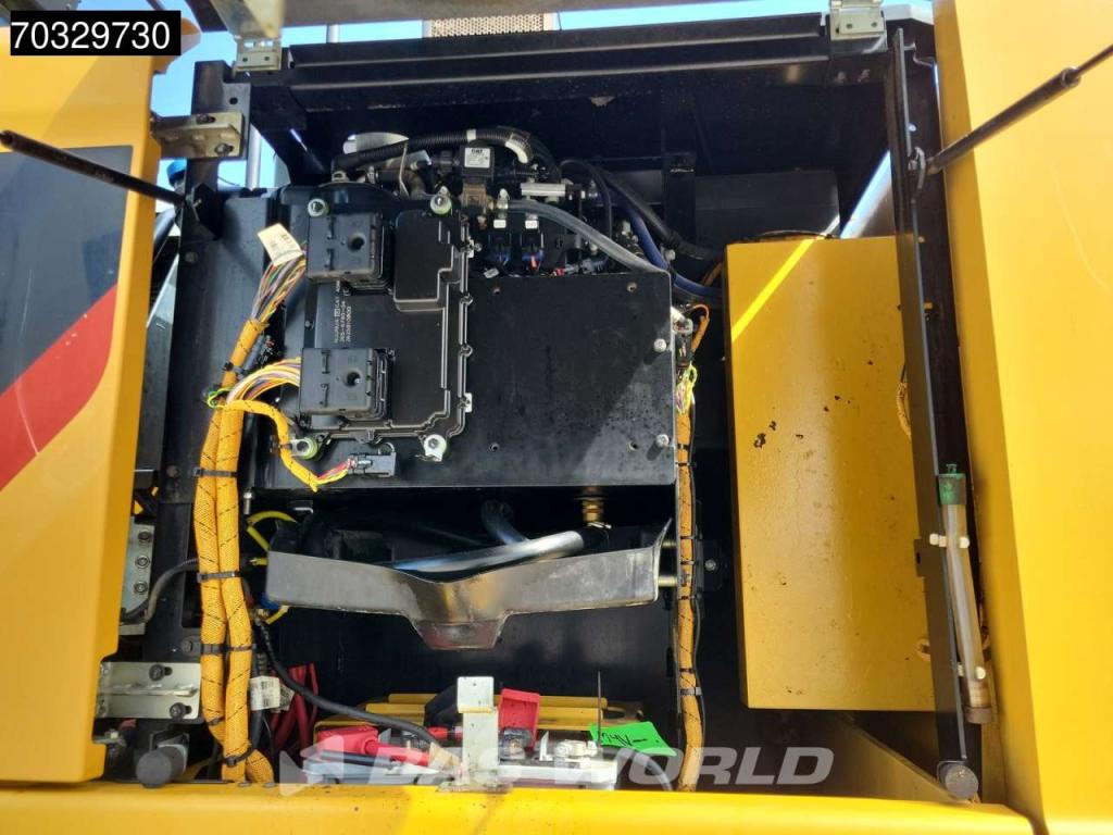 Caterpillar M320 F Photo 27