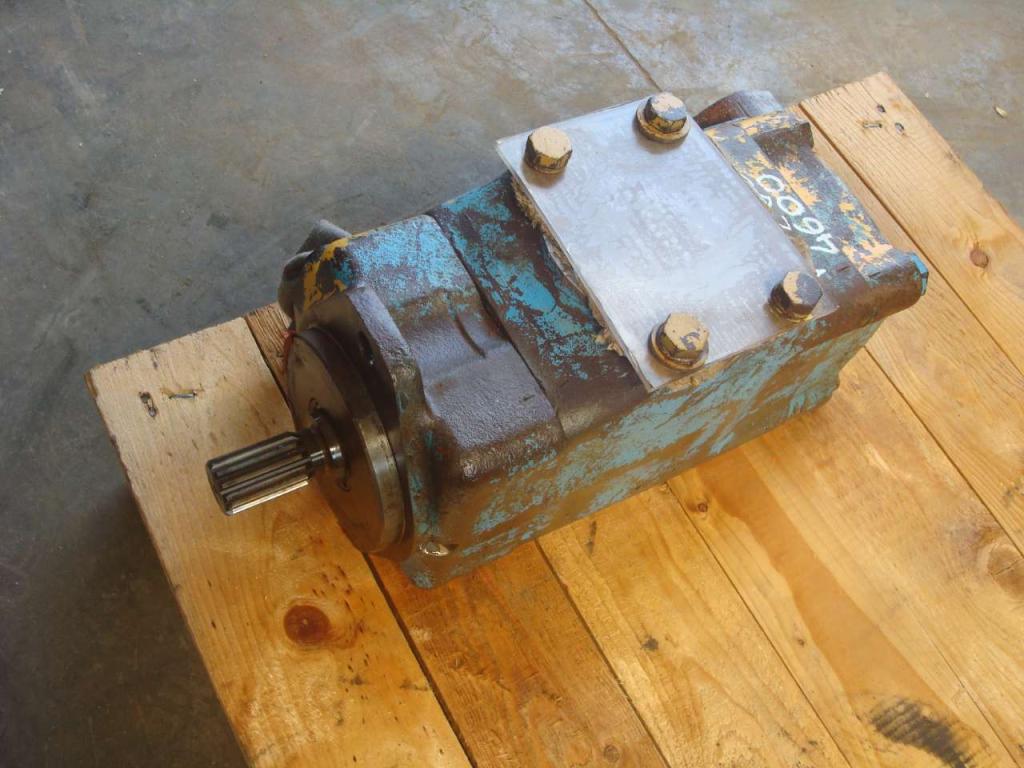 Pompe hydraulique pour Volvo 4600 Photo 4
