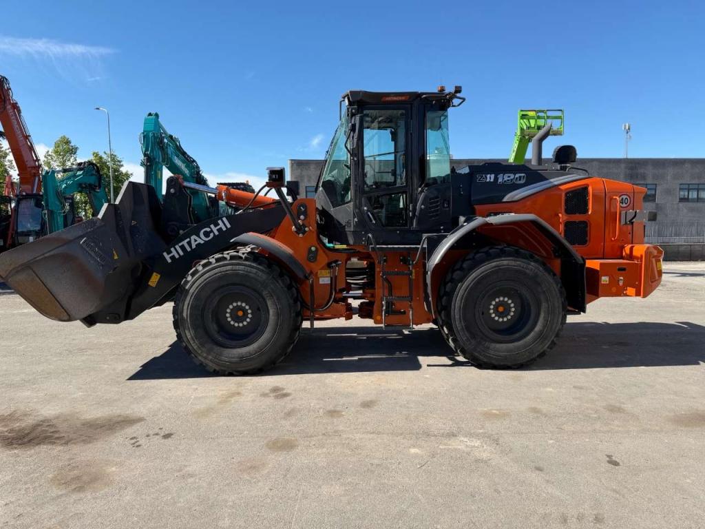 Hitachi zw180-7 Photo 5