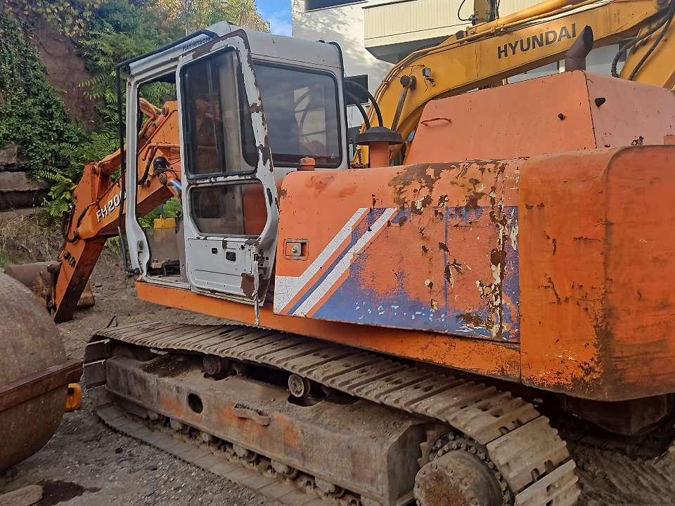 Fiat Hitachi fh 200 Photo 2