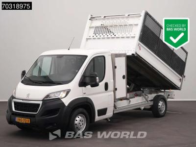 Peugeot Boxer 160PK Kipper met Kist Trekhaak Airco Euro6 Tipper Benne Kieper A/C Towbar en vente par BAS World B.V.