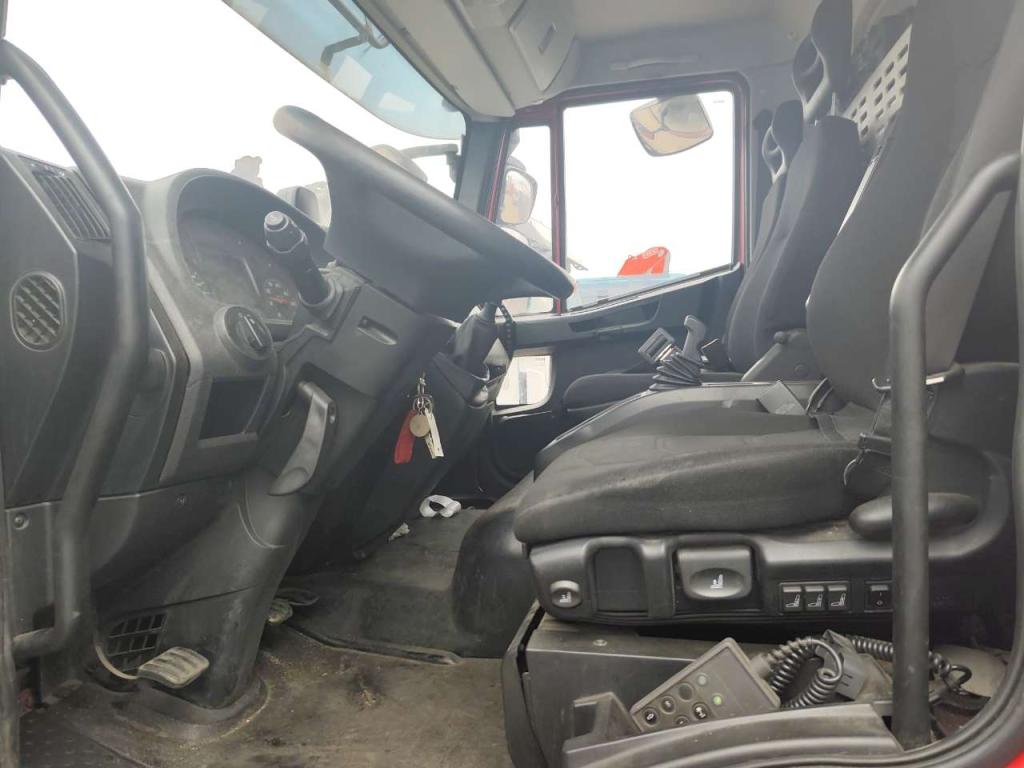 Iveco EUROCARGO 120-250 Photo 15