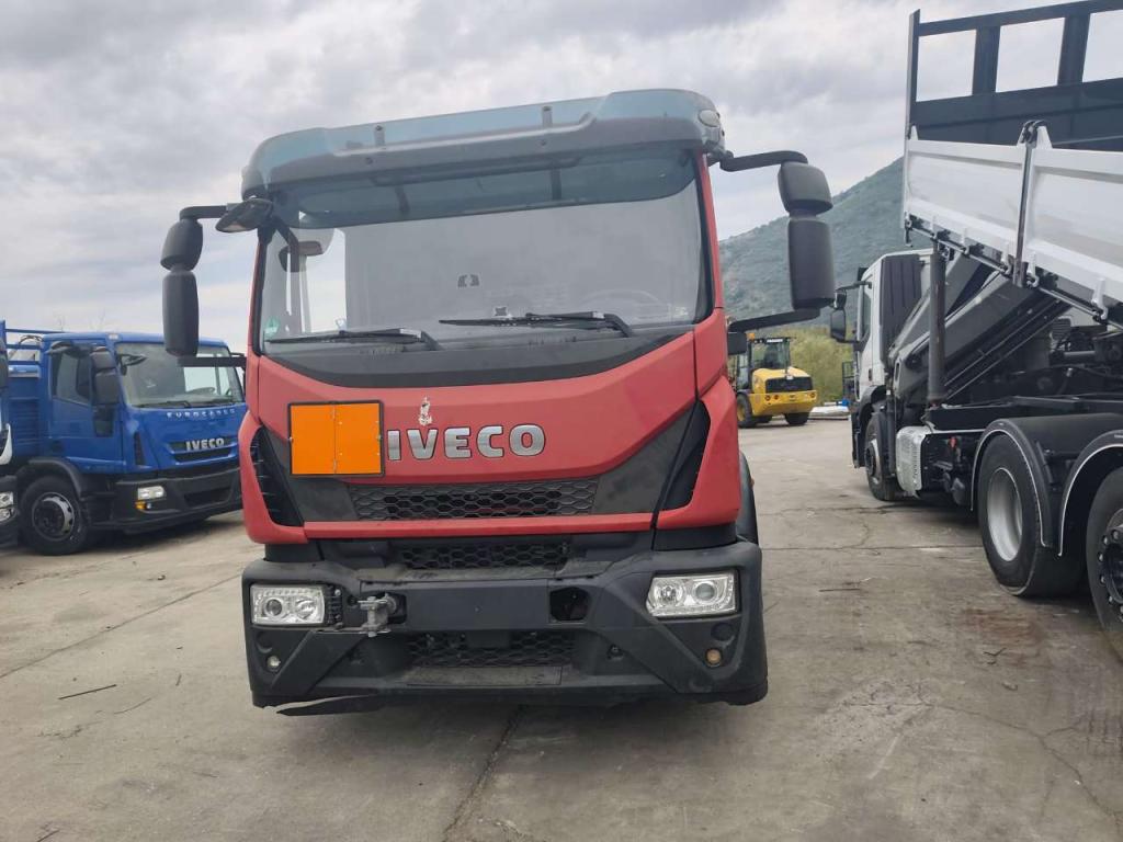 Iveco EUROCARGO 120-250 Photo 18