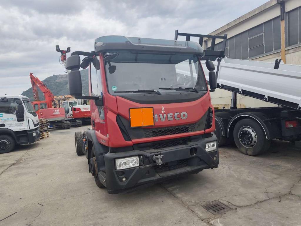 Iveco EUROCARGO 120-250 Photo 21