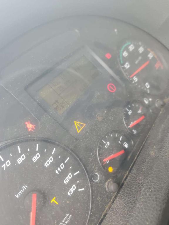 Iveco EUROCARGO 120-250 Photo 8