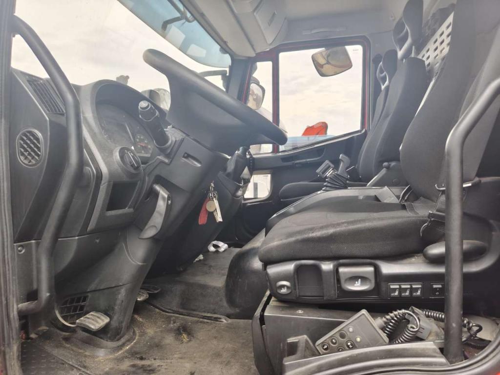 Iveco EUROCARGO 120-250 Photo 9