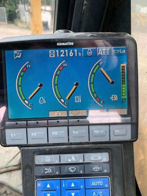 Komatsu PC290NLC-8 Photo 7