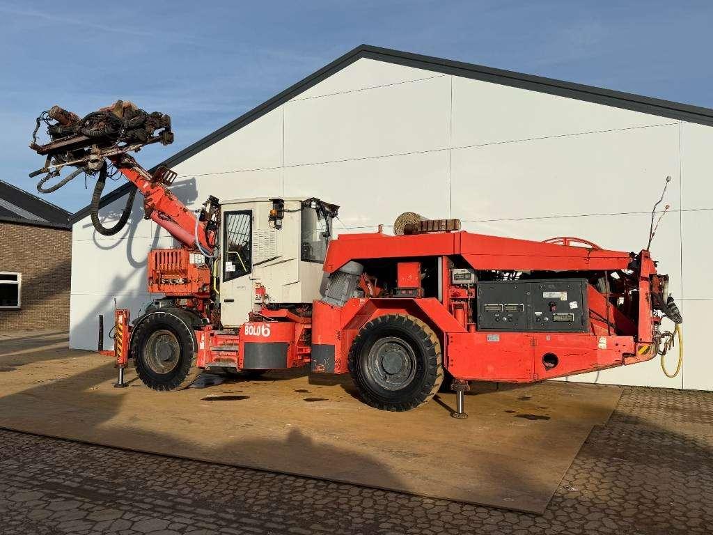 Sandvik DS511-C Roof Bolter 4x4 - Surface Drill Rig Photo 3