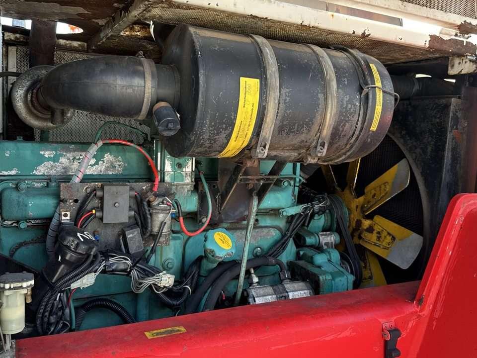 Svetruck 12-120 35 Photo 7