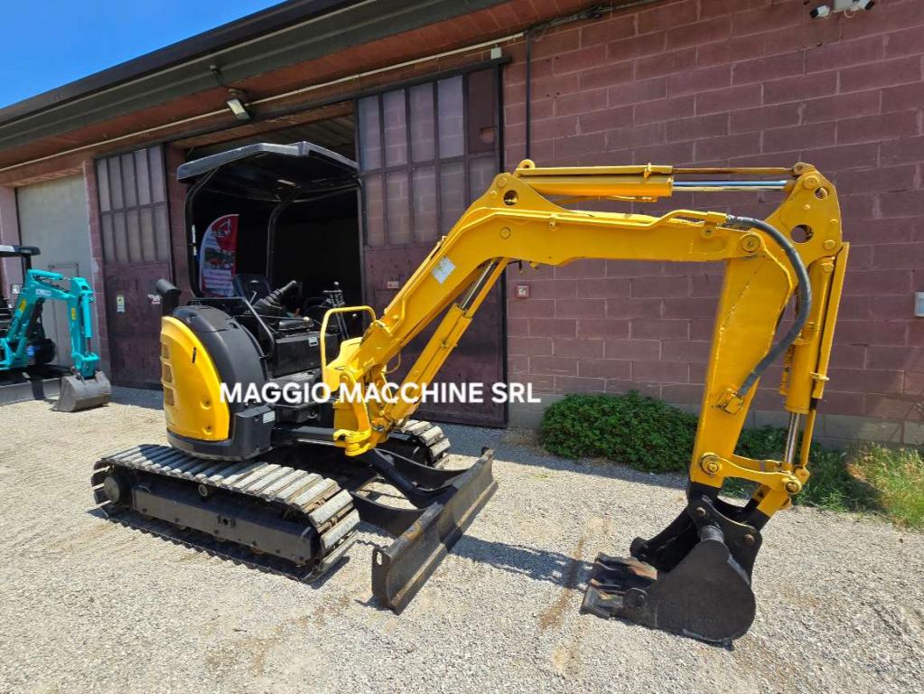 Yanmar VIO30-5 Photo 2