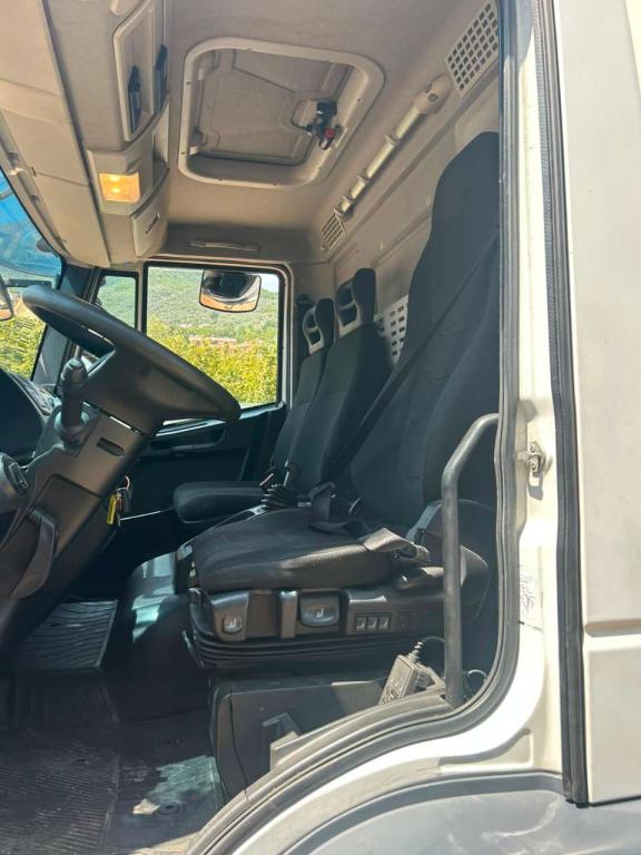 Iveco EUROCARGO 140-250 Photo 16