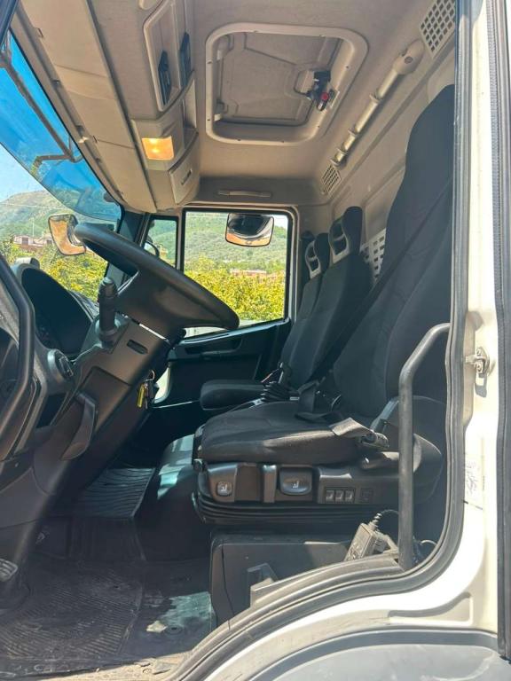 Iveco EUROCARGO 140-250 Photo 18
