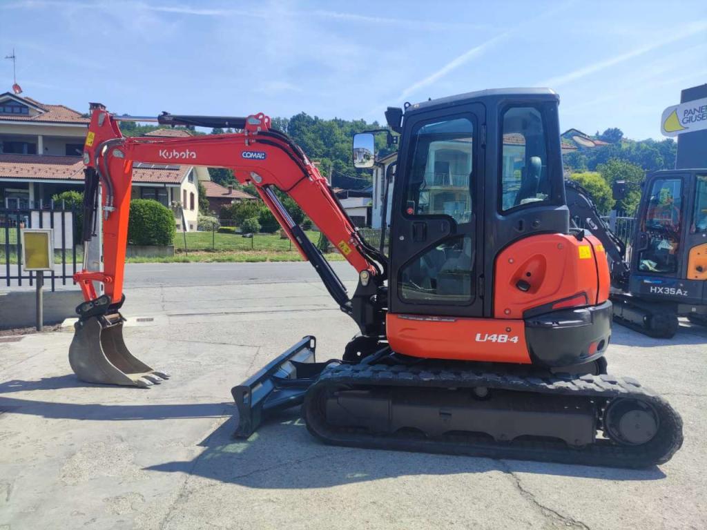 Kubota U48-4 Photo 2