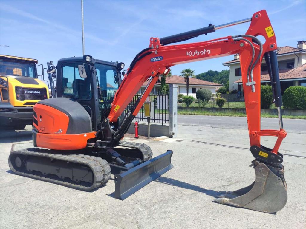 Kubota U48-4 Photo 3