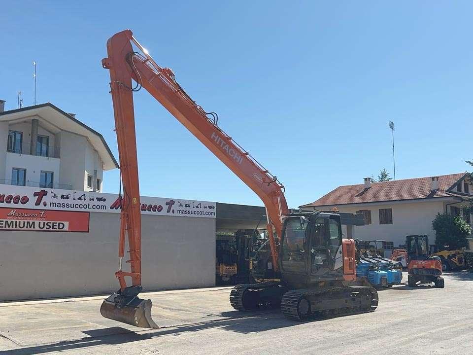 Hitachi ZX135US-6 SLF Photo 1