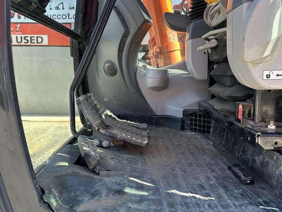 Hitachi ZX135US-6 SLF Photo 13