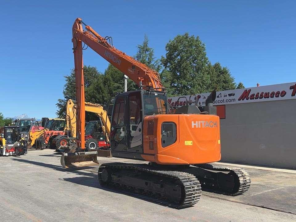 Hitachi ZX135US-6 SLF Photo 3