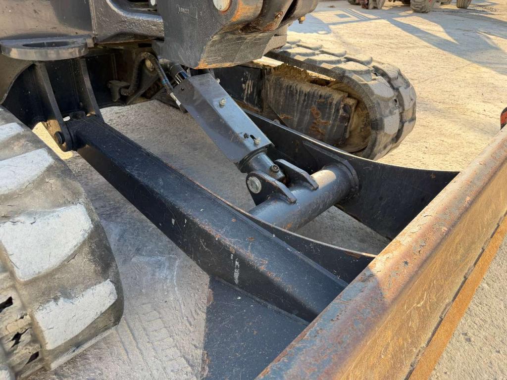 Bobcat E55 Z Photo 15