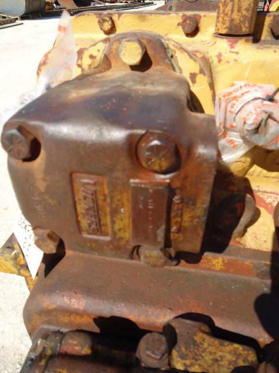 Pompe hydraulique pour Benfra 215 Photo 1