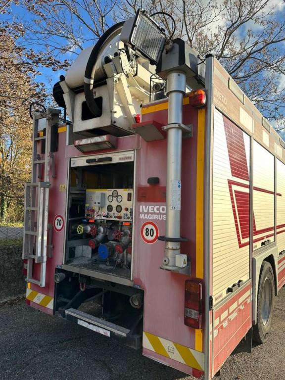 Iveco 180E30 Photo 4